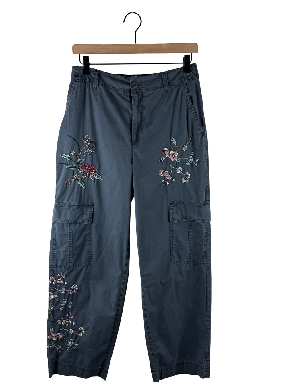Sundance Gray Embroidered Cargo Pants Boho Cottage 6P